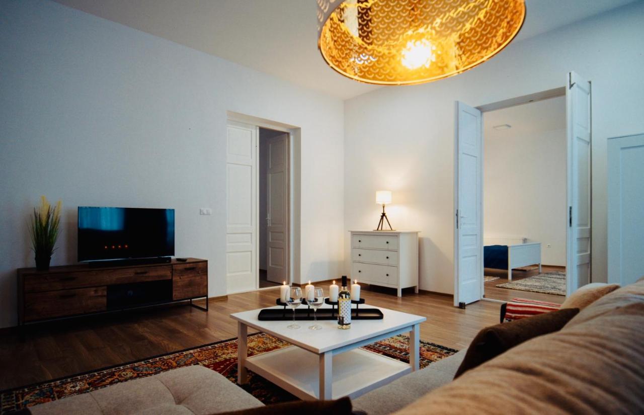Zakarias Apartments Меркуря-Чук Экстерьер фото