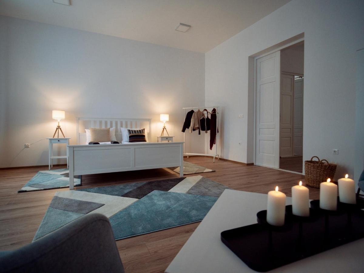 Zakarias Apartments Меркуря-Чук Экстерьер фото