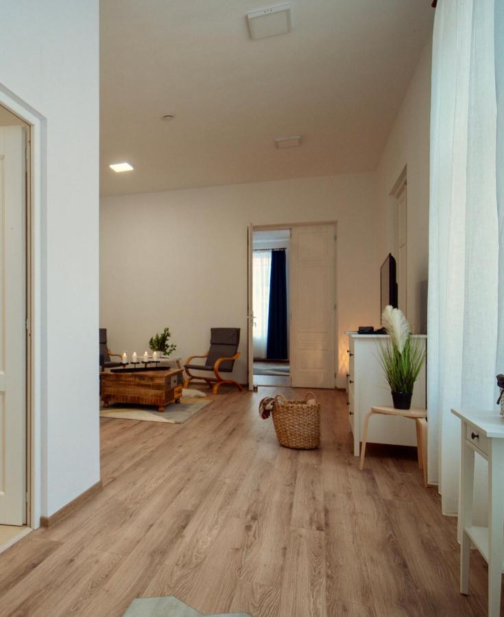 Zakarias Apartments Меркуря-Чук Экстерьер фото