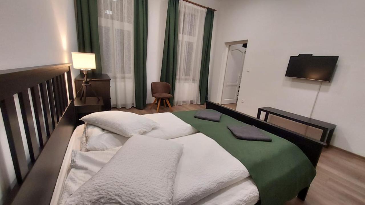 Zakarias Apartments Меркуря-Чук Экстерьер фото