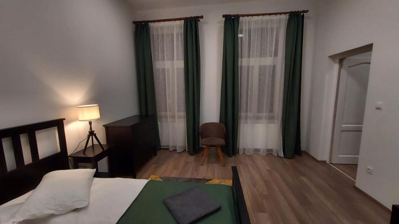 Zakarias Apartments Меркуря-Чук Экстерьер фото
