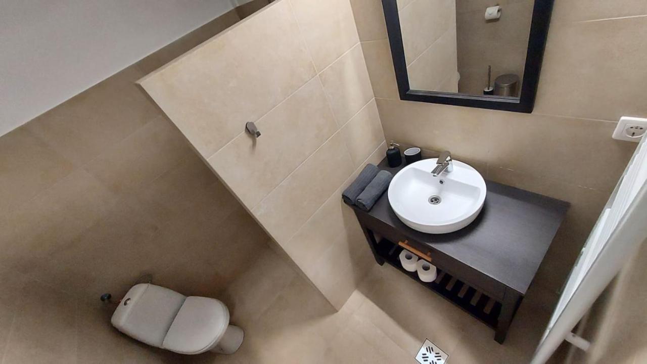 Zakarias Apartments Меркуря-Чук Экстерьер фото