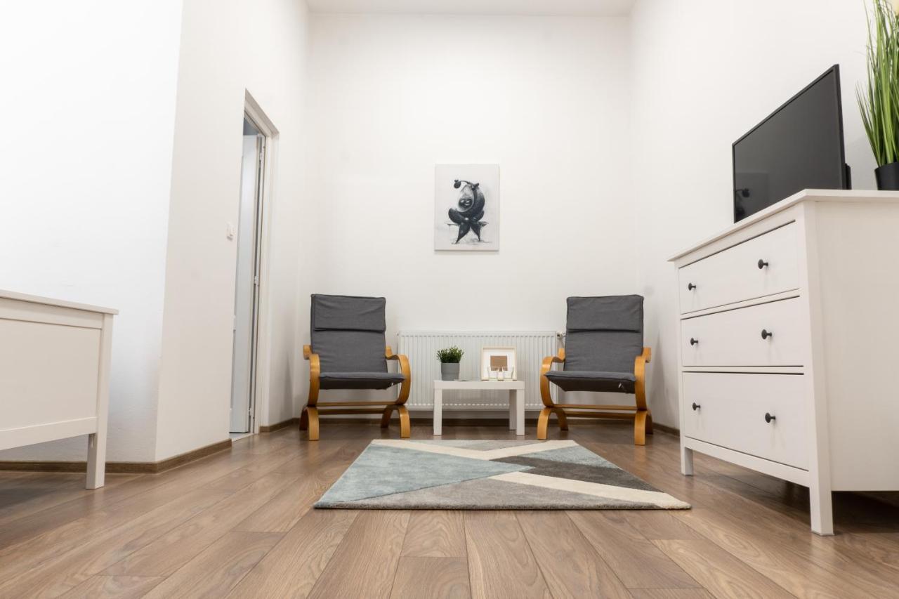 Zakarias Apartments Меркуря-Чук Экстерьер фото